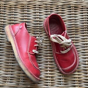 Duckfeet Womens Shoes Fyn Size 39 US size 9 Red Lace Up Leather